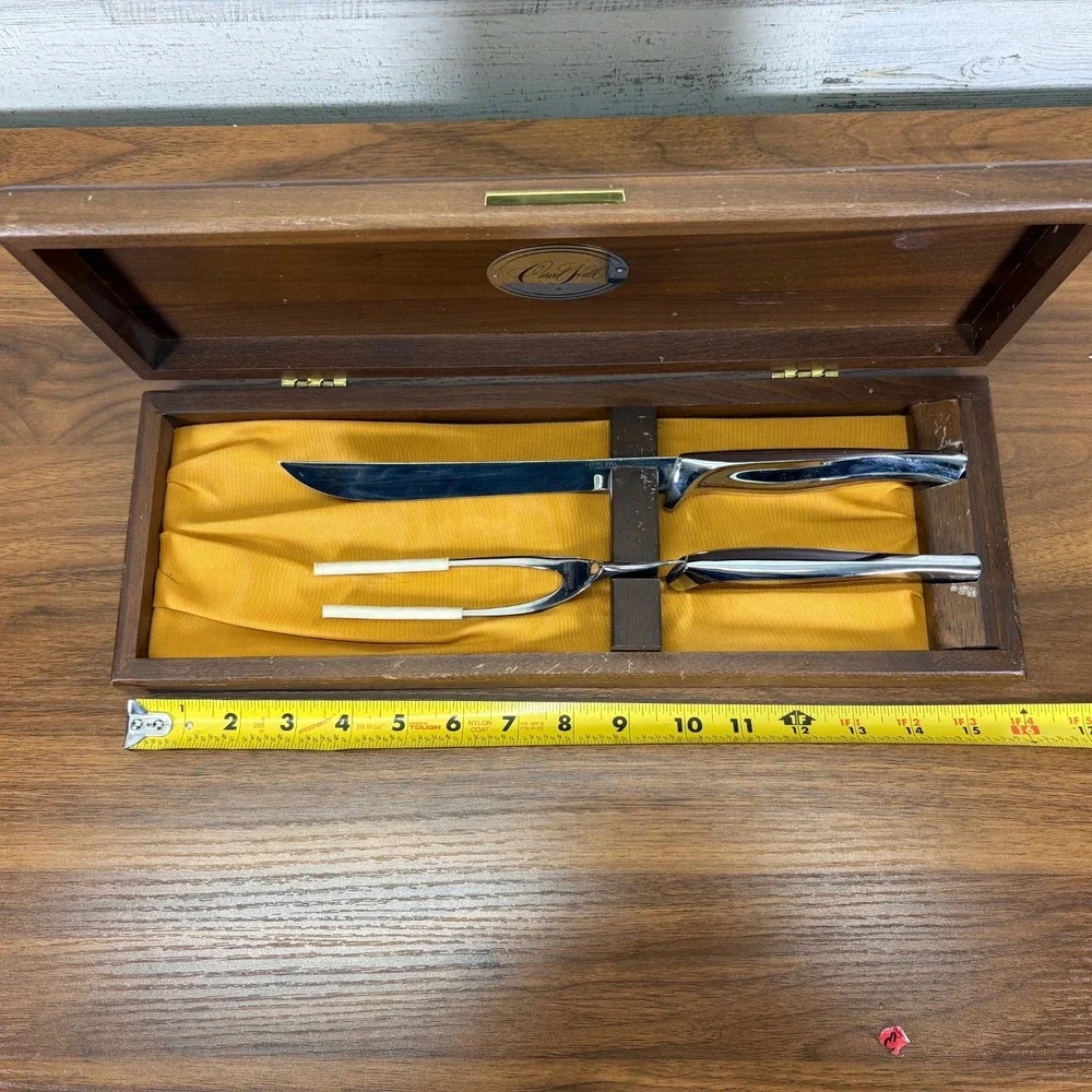 VINTAGE Carvel Hall Knives for Roast‎ Carving set with Walnut case #22164